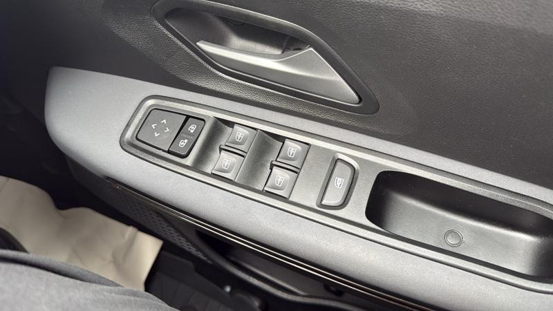 Dacia Sandero Stepway Photo cohere-b94fd1f4ed35b0228cfa2dd907d19e5d07aade1b.jpg