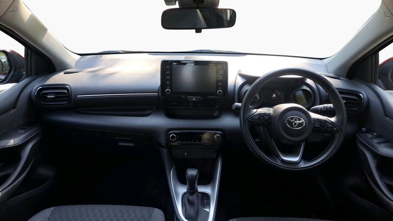 Toyota Yaris Photo cohere-b9738d28206cd89c77a5fc5a2ad84d6b31460b7e.jpg