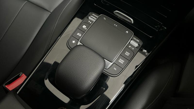 Mercedes-Benz A CLASS Photo cohere-b9837ad8e258af4d17fc00d9e259742a05a0f5c8.jpg