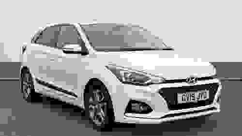 Used 2019 Hyundai i20 1.2 Premium Nav Hatchback 5dr Petrol Manual Euro 6 (s/s) (84 ps) White at Richmond Motor Group