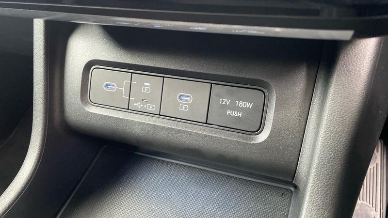 Hyundai TUCSON Photo cohere-ba2e241ae77edf8db24b7da2fa303fa6d277c3bb.jpg