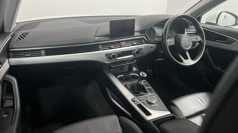 Audi A4 Photo cohere-ba478fe7e5264664eba4384e3fdcfe74f6626df4.jpg