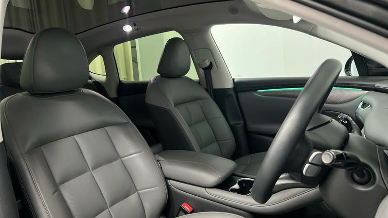 MG IM6 Photo cohere-ba7cbf169dabd0e750f4089bf2ceeb9f2dfca09e.jpg
