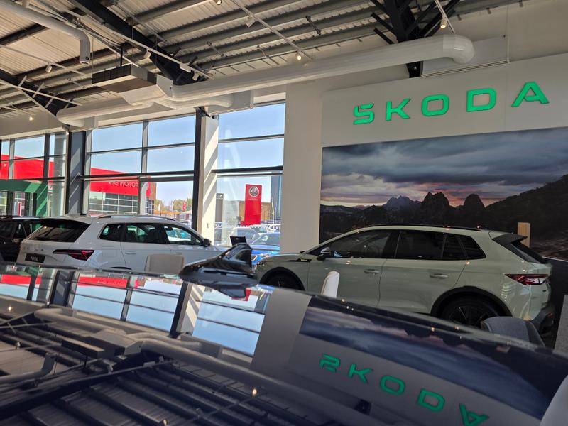 Skoda Superb Photo cohere-bafe8c07baafc8cc07b85f7d447005487005e950.jpg