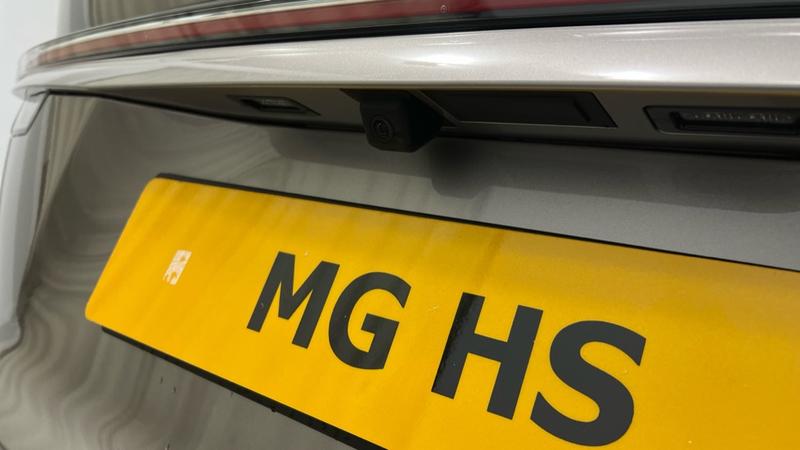 MG HS 24MY Photo cohere-bb068da4a1dbec12c3a8cc77971a28dbe239d592.jpg