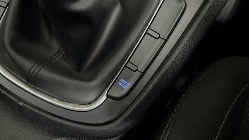 Hyundai KONA Photo cohere-bb28bfca42bec0524c87c02a7828b05777c093ad.jpg