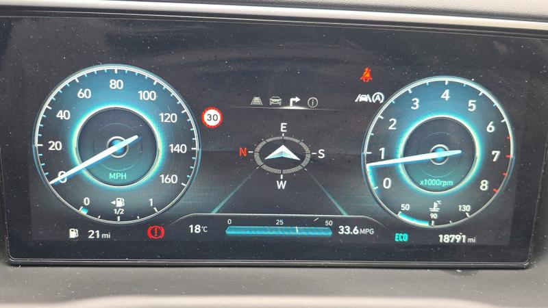 Hyundai TUCSON Photo cohere-bb31a0edf84ace8149d2f05b00b65f0313aaa5d6.jpg