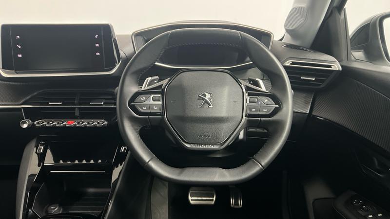 Peugeot 208 Photo cohere-bb43647ccf3fc71f92444051e6658f702263b1d7.jpg