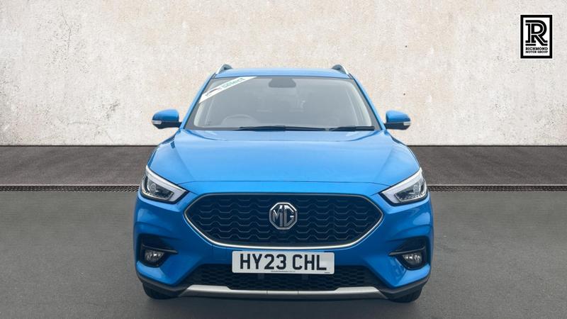 MG ZS Photo cohere-bc4d3a02d372530c7f12d8c91a25f63d68d3322f.jpg
