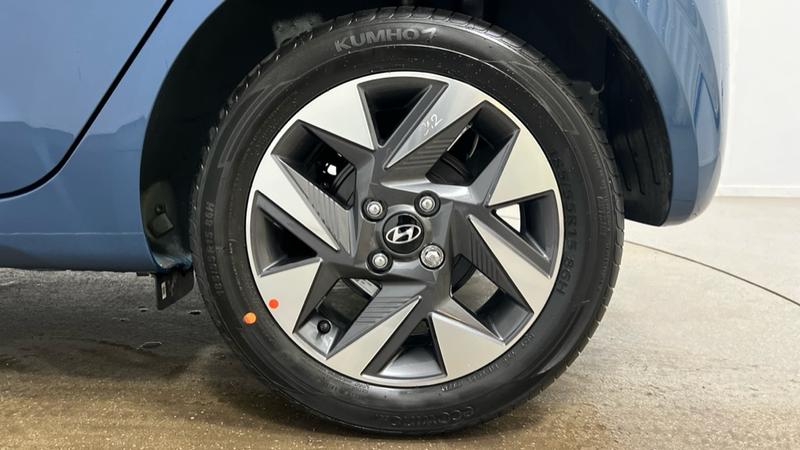 Hyundai i10 Photo cohere-bc54e7c25fa068d11f7fa3f424dd964f985e4641.jpg