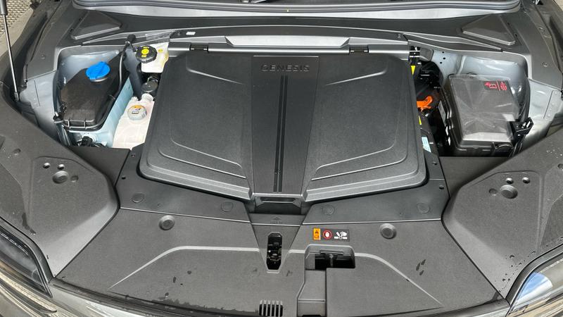 Genesis GV60 Photo cohere-bc9944c68b0acd09f8d489e0c6d6cc06b704f0af.jpg