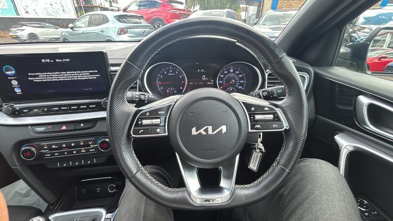 Kia XCeed Photo cohere-bcb4c72cfb4de0f2e99a261d9581360275637393.jpg