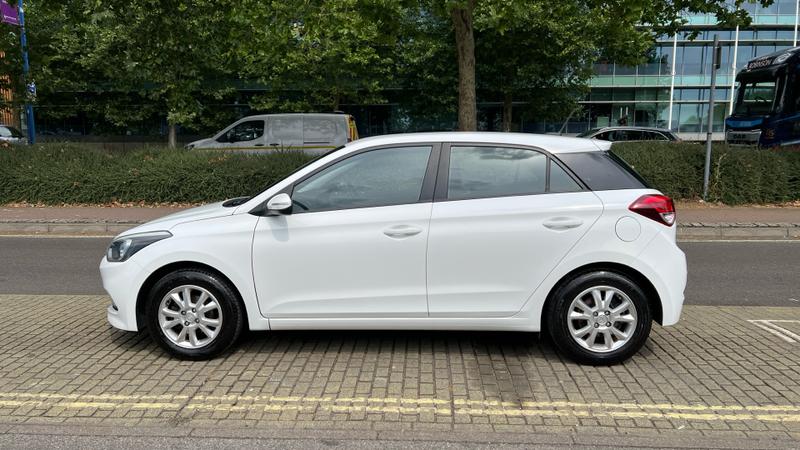 Hyundai i20 Photo cohere-bd319a5a4c5478142d282474605934f19d5f1c0f.jpg