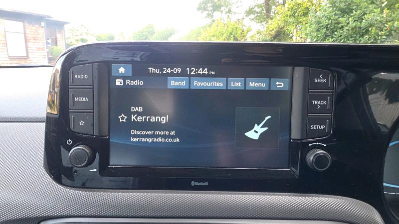 Hyundai i10 Photo cohere-bd62c77ed08fea0353c5aab59cc390c0db5ca271.jpg