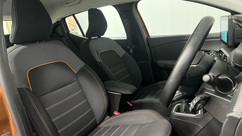 Dacia SANDERO STEPWAY Photo cohere-be4ac12acc484389f90d0d1fc2cba032ae35e3e7.jpg