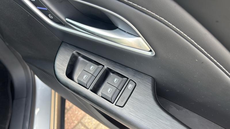 MG ZS Hybrid+ Photo cohere-bea131cef9ac3b21958279ae225ce2a841abd335.jpg