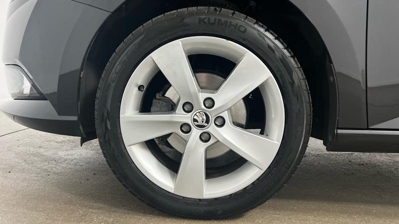 Skoda FABIA Photo cohere-bef7d8ba8efbaf7b4c49fa2b777e880e2389d633.jpg
