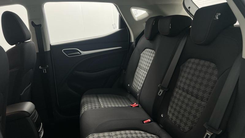 MG ZS Photo cohere-bf3e69d4f0d4ec7a284371744d00b1d35fa7a847.jpg