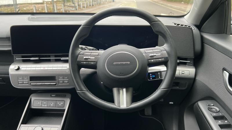 Hyundai KONA Photo cohere-bfada6491fb2a6cc859261fa5b6a81a64f3fd03d.jpg