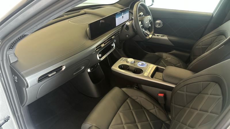 Genesis GV60 Photo cohere-c082d00c7afc55076aa9ccae673fd0c2481af0ae.jpg