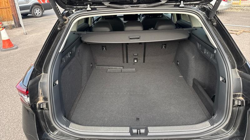 Skoda SUPERB Photo cohere-c0a4b42bf811703d8d4bf9a006826e5507d6d45b.jpg