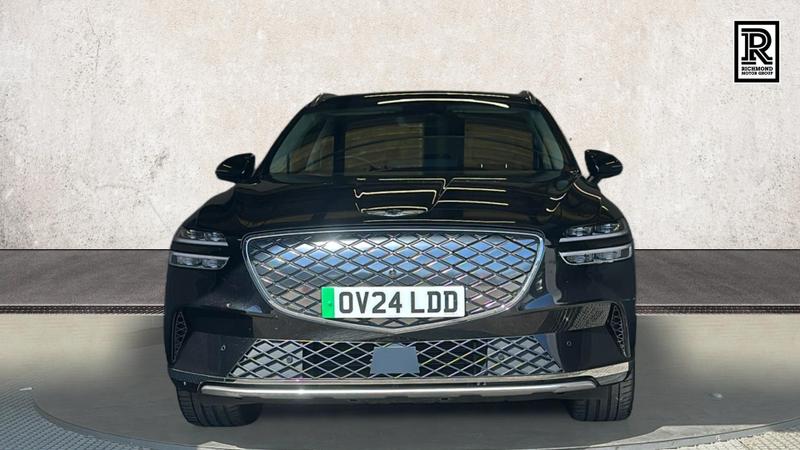 Genesis GV70 Photo cohere-c0a52aab9715fb624b9e01c5ebe1c3aa5abf7771.jpg