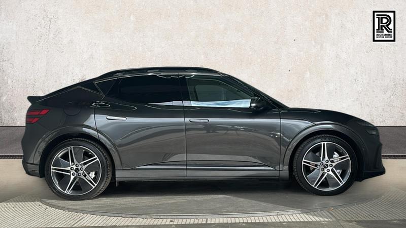 Genesis GV60 Photo cohere-c0d6dd552a31cc1ac81bb1bea2366ecfcd6a89d0.jpg