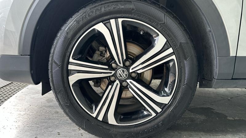 MG MG ZS Photo cohere-c0fed54ed9e9ec9dce0333ca1c9fd7396580be4a.jpg