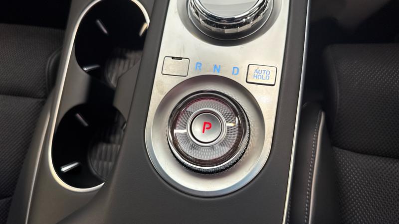 Genesis GV70 Photo cohere-c1155f7c4130a5109bc1f98a58f6967618f56e7e.jpg