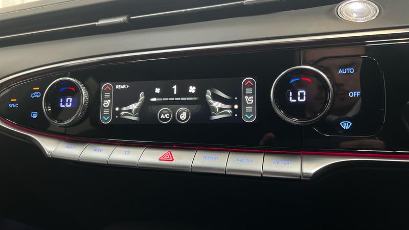 Genesis GV70 Photo cohere-c18f6687ed87ed08c3a9c36d11b346b5fa48b29f.jpg