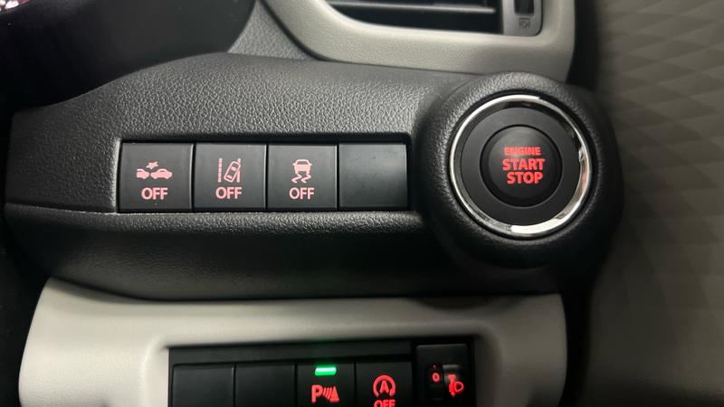 Suzuki SWIFT Photo cohere-c1accaa6ca351b96f5848c31a955725a25804201.jpg