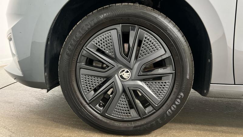 Skoda FABIA Photo cohere-c202642a206d9d8440ed9bdef941264bc1b552dd.jpg