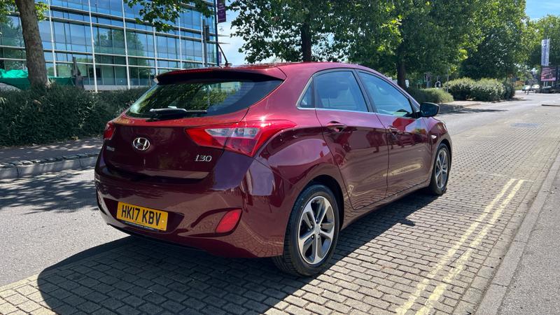 Hyundai i30 Photo cohere-c223649cb5b451344e9beaa68db37a6394039b13.jpg