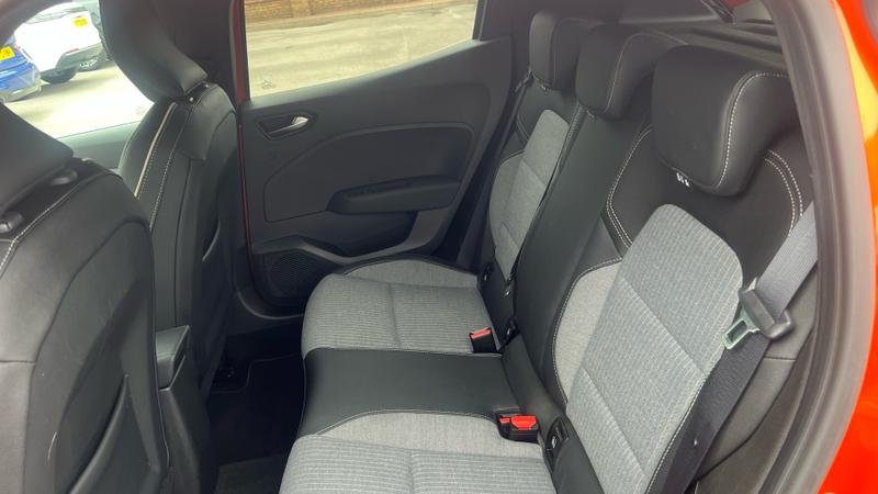 Renault Clio Photo cohere-c2276ac16f9b9b967bf4d965d9cf64250c0c3dff.jpg