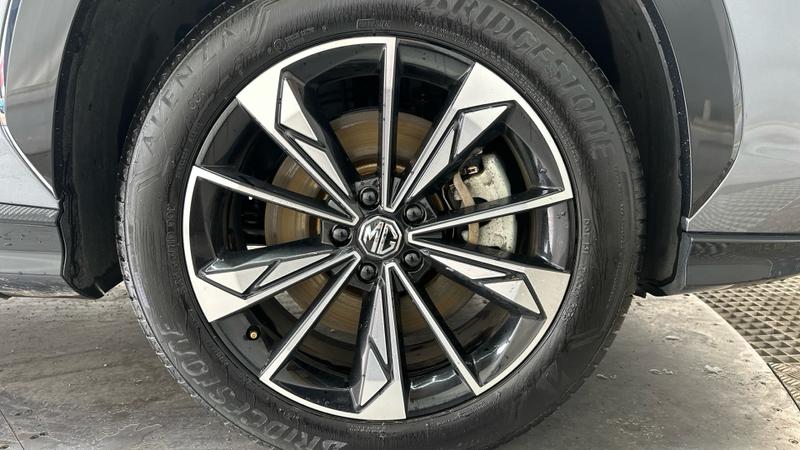 MG HS Hybrid+ Photo cohere-c23fbd680e135121d9be398e9189b397fcd088f8.jpg