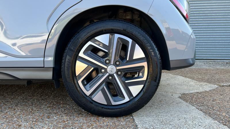 Hyundai KONA Photo cohere-c2b01af1662682b7ec16bb0da78582aaacf6bcc7.jpg