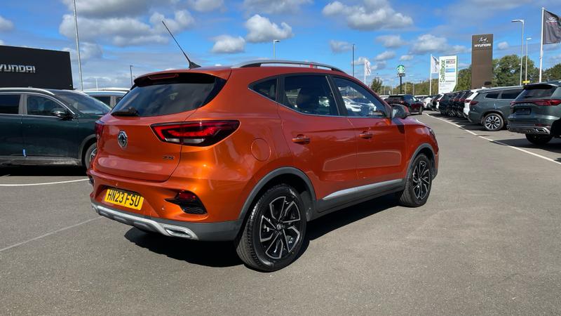 MG ZS Photo cohere-c2b9e7739f68e7f2fc612f5b2079bc229c6cee29.jpg