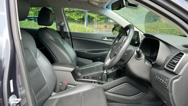 Hyundai TUCSON Photo cohere-c2f377cfc0bf3d8d9c9921906a689001e0475a94.jpg