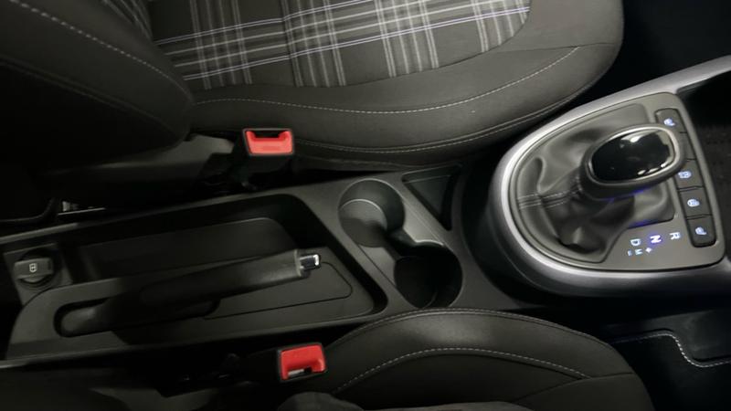 Hyundai i10 Photo cohere-c343eeee4a5d060a13ea8abe8a1f536594b98126.jpg