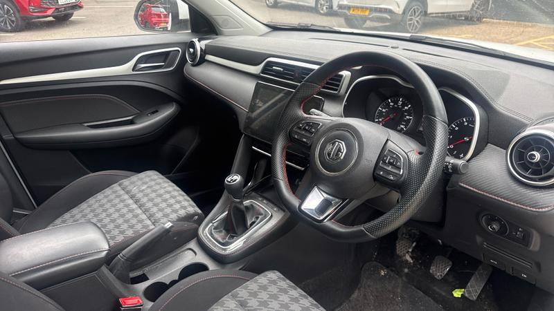 MG MG ZS Photo cohere-c35822631673ac00453c776eec96ed46d34fa9bd.jpg