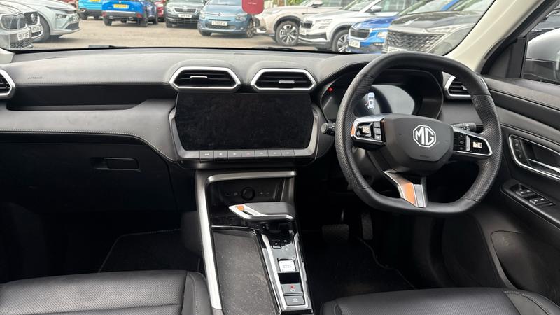MG MG ZS Photo cohere-c3da050e93fc0d4c1ffb38274ecd97f33bec760f.jpg