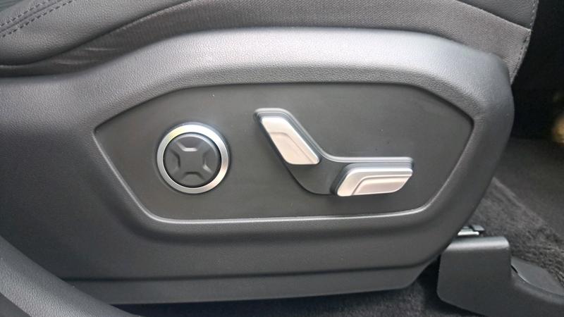 Hyundai Santa Fe Photo cohere-c4ae64acc95369bb01d0233bb963735c3c94f45b.jpg