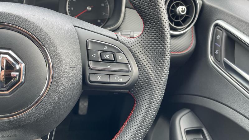 MG ZS Photo cohere-c4b995c190669cd2a8f9cf8f5c115fe0c758c9f7.jpg