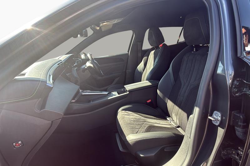 Peugeot 408 Photo cohere-c4bcfd80e40b614efe560248c84095dfb871bbf8.jpg