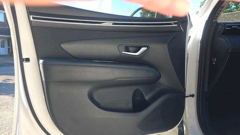 Hyundai TUCSON Photo cohere-c577a98954759f2c31ea173adac6d9f2cf972606.jpg