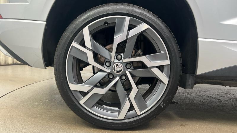 Skoda KAROQ Photo cohere-c63dc8a667afd5e320ea70809eb2140f8edc5f35.jpg