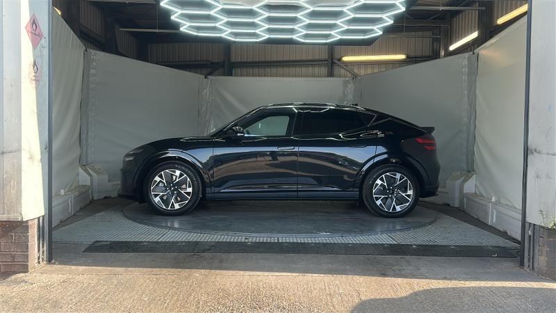 Genesis GV60 Photo cohere-c6800c560a813fec4b2e22620b2ff3b665f4d041.jpg