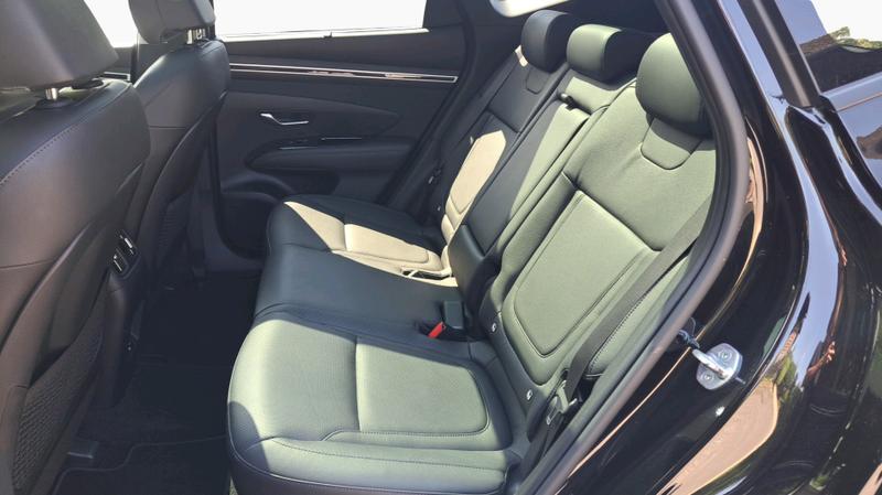 Hyundai TUCSON Photo cohere-c6b1c8259301aad2c06f2c47f50f85fc95d47901.jpg