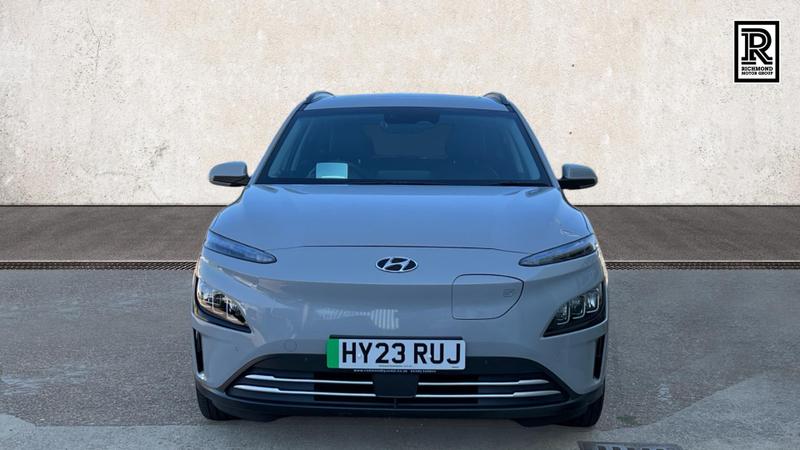 Hyundai KONA Photo cohere-c6b9708e851d5562eeb7a8a2fd8f98fe3bcf9290.jpg