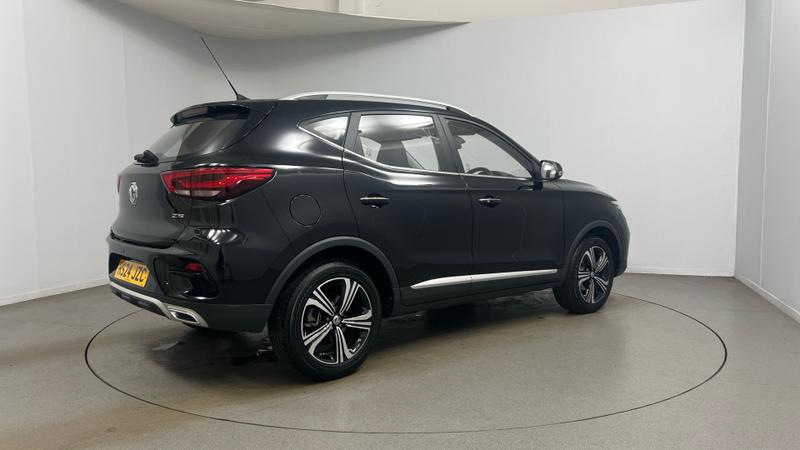MG ZS Photo cohere-c6d6b81c5bf31572c10e6e5f99a94a4d674447da.jpg